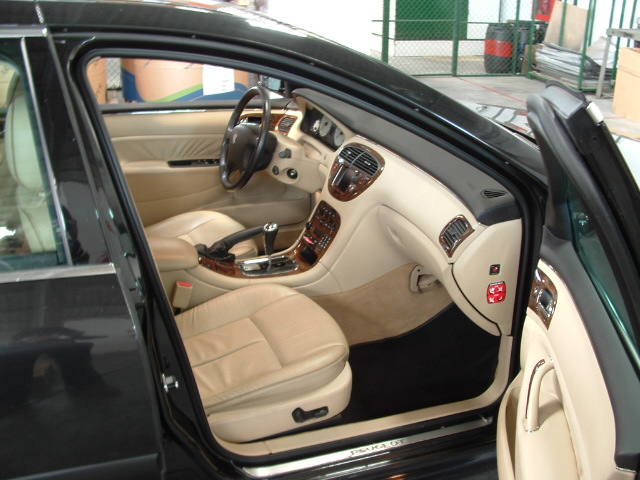 http://www.forum-peugeot.com/Forum/mesimages/11618/DSCF0049.JPG