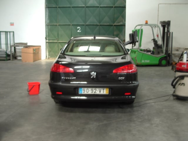 http://www.forum-peugeot.com/Forum/mesimages/11618/DSCF0057.JPG