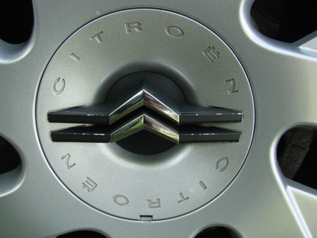 http://www.forum-peugeot.com/Forum/mesimages/12913/DSC02495.jpg