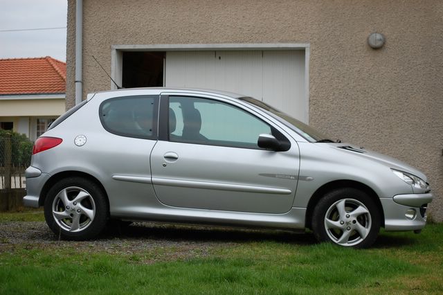 http://www.forum-peugeot.com/Forum/mesimages/13029/DSC_4176.JPG