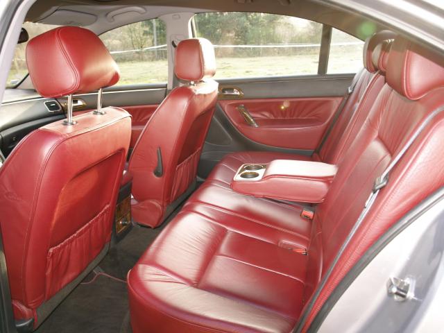 http://www.forum-peugeot.com/Forum/mesimages/13350/4.jpg