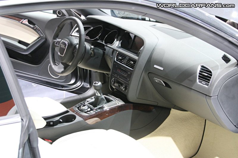 http://www.forum-peugeot.com/Forum/mesimages/14191/2070306_001_mini19L.jpg
