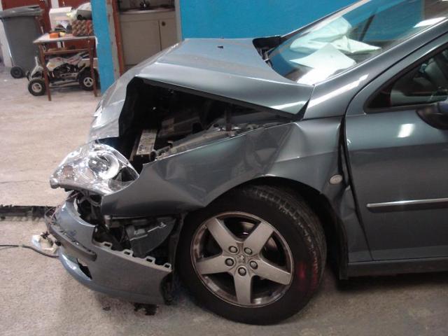 http://www.forum-peugeot.com/Forum/mesimages/14560/DSC00467.jpg