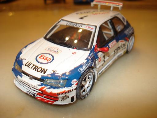 voiture telecommandee tout terrain pour adulte