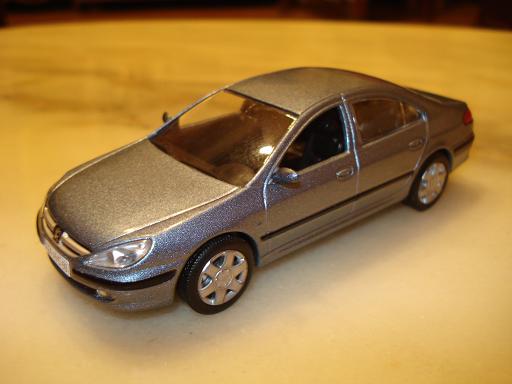 collection peugeot miniature