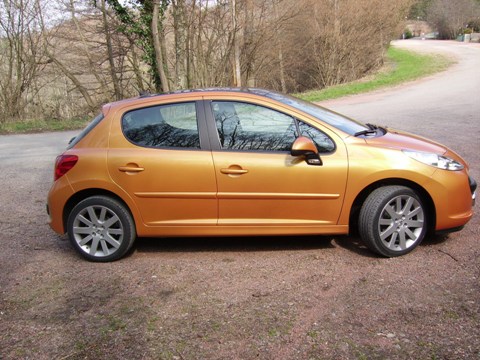 http://www.forum-peugeot.com/Forum/mesimages/15695/IMGP0704.JPG