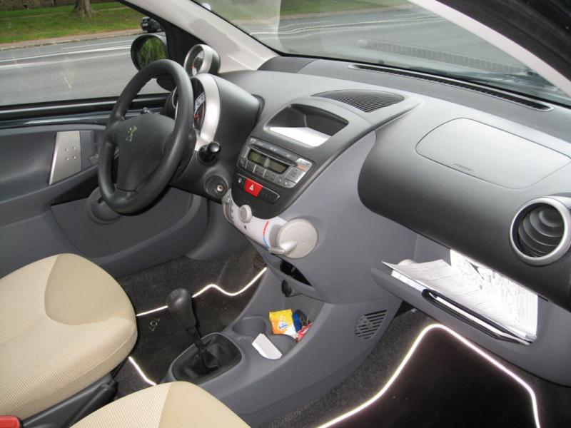 http://www.forum-peugeot.com/Forum/mesimages/15791/IMG_0049.JPG