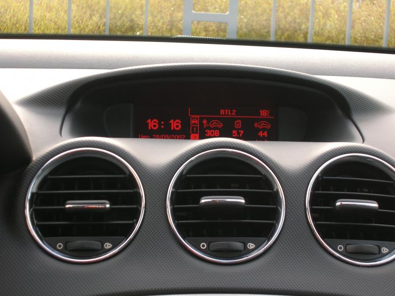 http://www.forum-peugeot.com/Forum/mesimages/15914/DSCN1487.JPG