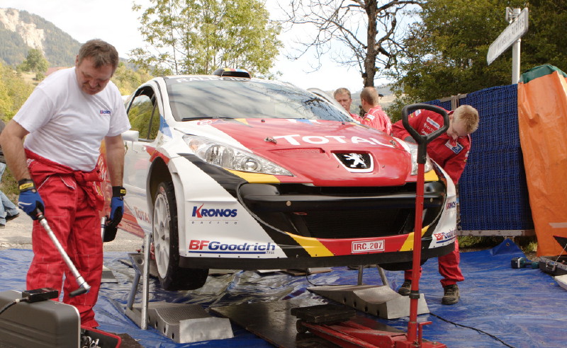 http://www.forum-peugeot.com/Forum/mesimages/16140/2007092303.jpg