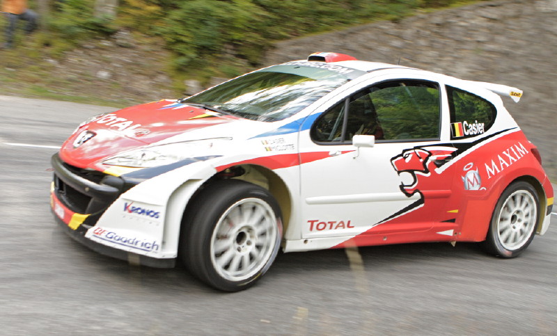 http://www.forum-peugeot.com/Forum/mesimages/16140/2007092304.jpg