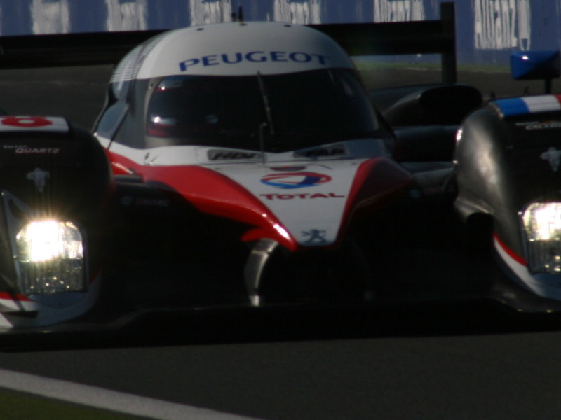 http://www.forum-peugeot.com/Forum/mesimages/16140/20071014MAGNYCOURSHELARY01.jpg