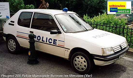 http://www.forum-peugeot.com/Forum/mesimages/16588/Police_205_Bormes1.jpg
