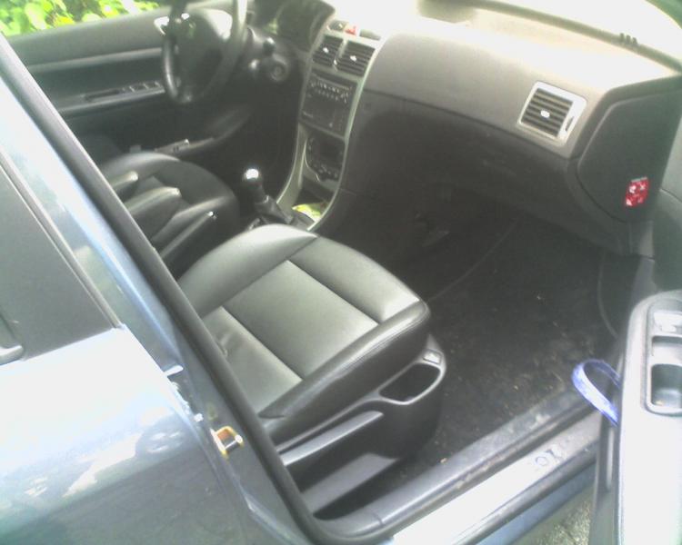 http://www.forum-peugeot.com/Forum/mesimages/16992/040507-0004.jpg
