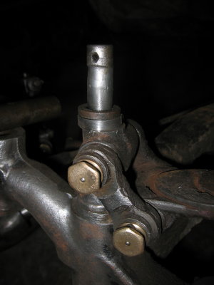 http://www.forum-peugeot.com/Forum/mesimages/17277/Axe%20bielettes%20freins.JPG http://www.forum-peugeot.com/Forum/mesimages/17277/Axe%20bielettes%20freins.JPG