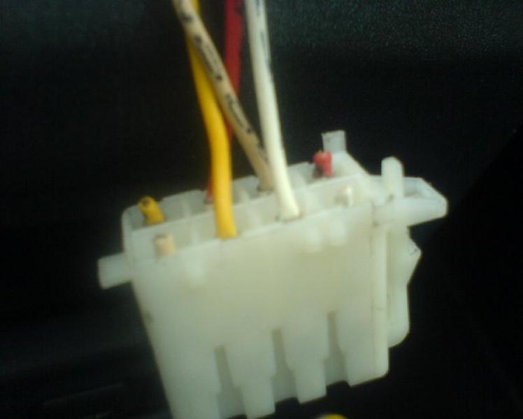 http://www.forum-peugeot.com/Forum/mesimages/18545/DSC00285.JPG