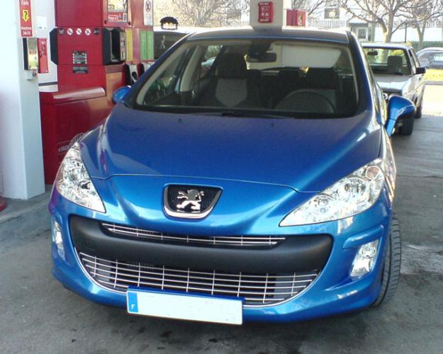 http://www.forum-peugeot.com/Forum/mesimages/18863/avant.jpg