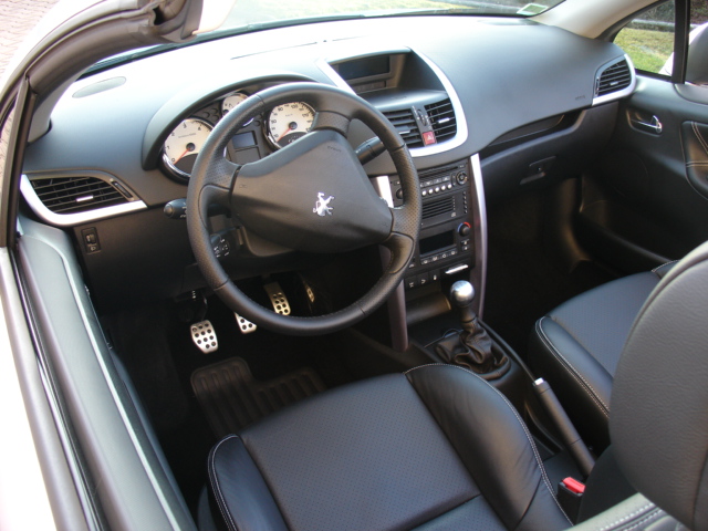http://www.forum-peugeot.com/Forum/mesimages/19137/DSC04794.jpg