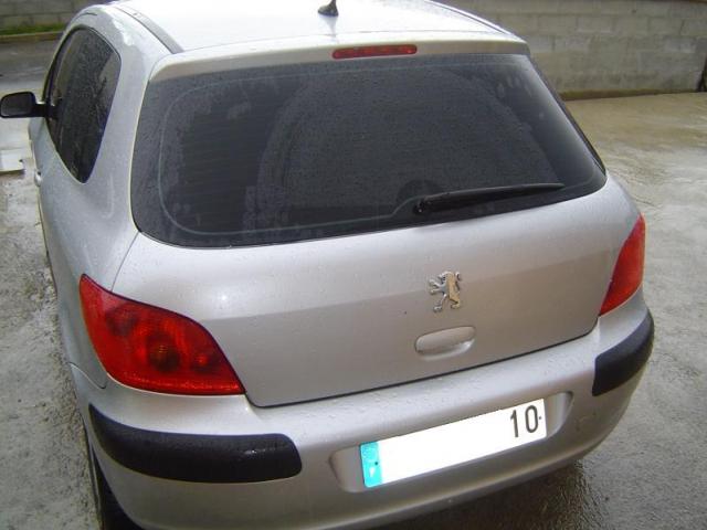 http://www.forum-peugeot.com/Forum/mesimages/19138/DSC03764.jpg1..jpg