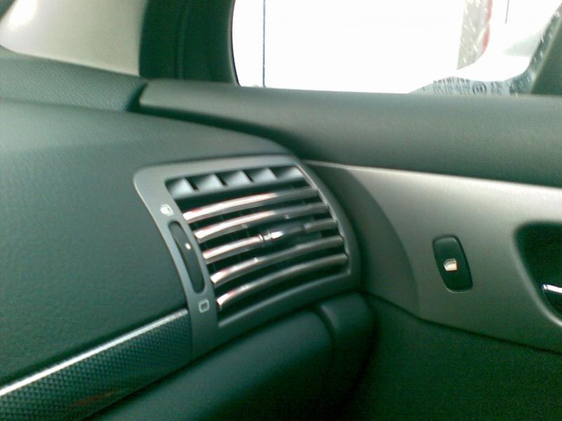 http://www.forum-peugeot.com/Forum/mesimages/19193/04012008002.jpg