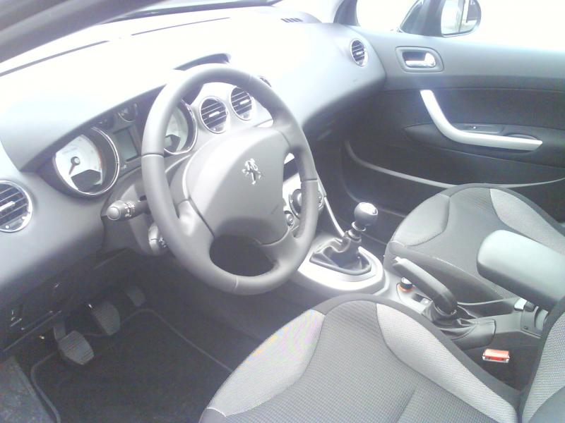 http://www.forum-peugeot.com/Forum/mesimages/19693/DSC15.JPG
