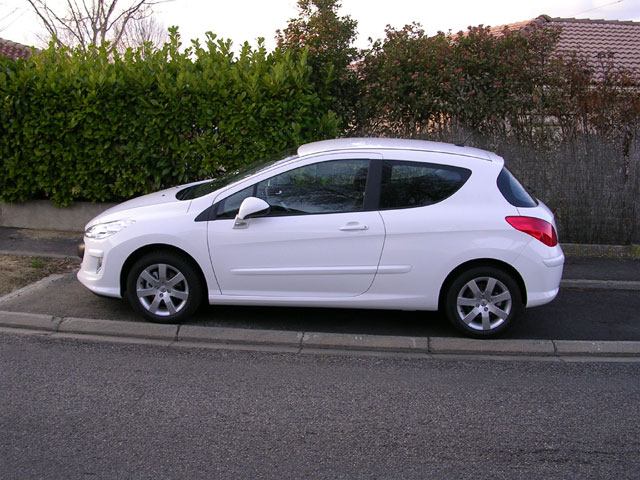 http://www.forum-peugeot.com/Forum/mesimages/20035/Latortue_308_2.jpg