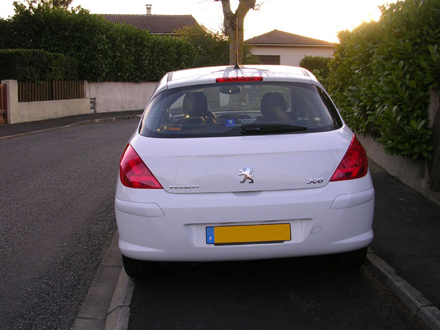 http://www.forum-peugeot.com/Forum/mesimages/20035/Latortue_308_3.jpg