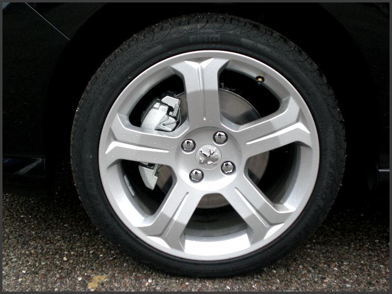 http://www.forum-peugeot.com/Forum/mesimages/20165/CIMG1181.JPG