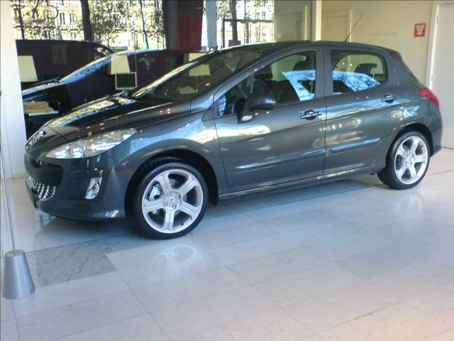 http://www.forum-peugeot.com/Forum/mesimages/20414/DSC00251.jpeg