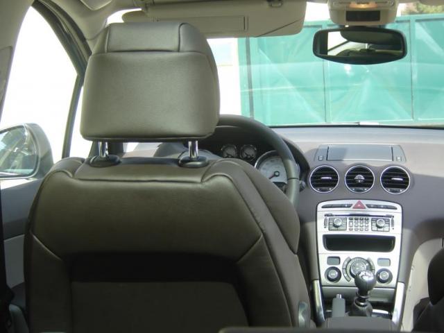 http://www.forum-peugeot.com/Forum/mesimages/20741/DSC02732.jpg