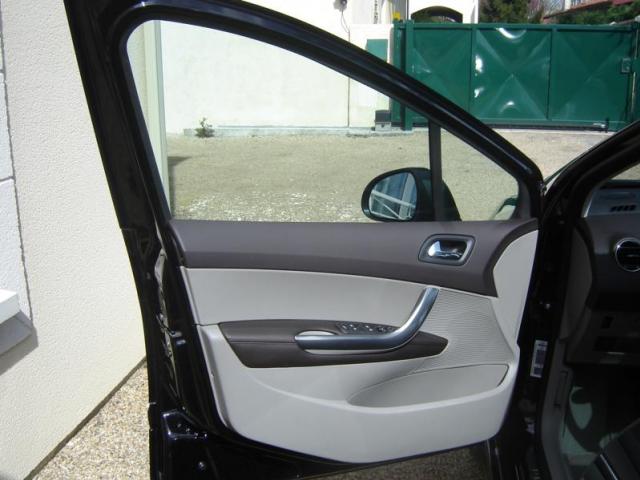 http://www.forum-peugeot.com/Forum/mesimages/20741/DSC02735.jpg