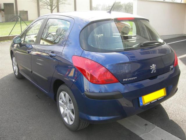 http://www.forum-peugeot.com/Forum/mesimages/21139/308003sansplaquesLarge.jpg