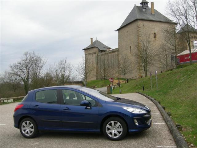 http://www.forum-peugeot.com/Forum/mesimages/21139/Photo056Medium.jpg http://www.forum-peugeot.com/Forum/mesimages/21139/Photo056Medium.jpg