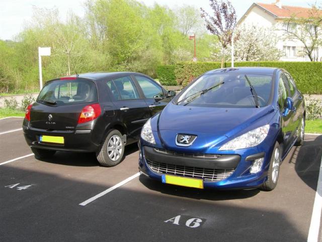 http://www.forum-peugeot.com/Forum/mesimages/21139/Voitures007Medium.jpg