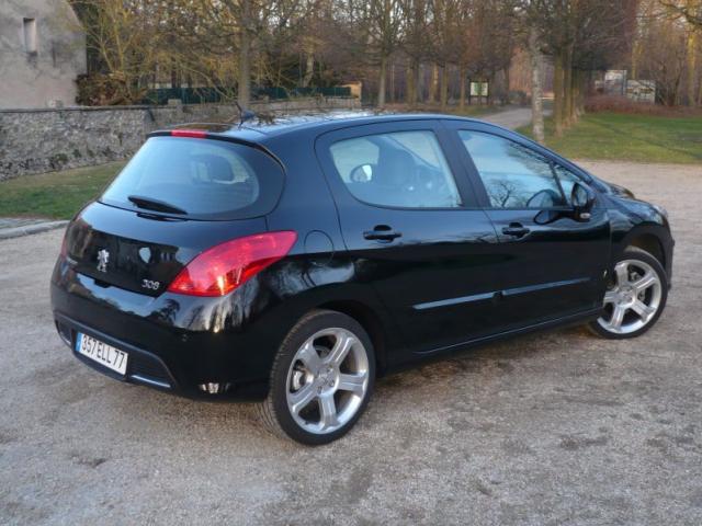 http://www.forum-peugeot.com/Forum/mesimages/21258/P1000333.jpg1..jpg