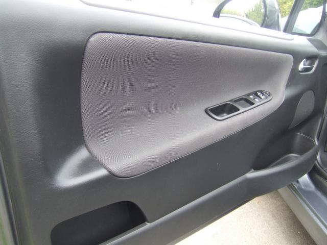 http://www.forum-peugeot.com/Forum/mesimages/21406/DSCF0716.jpg