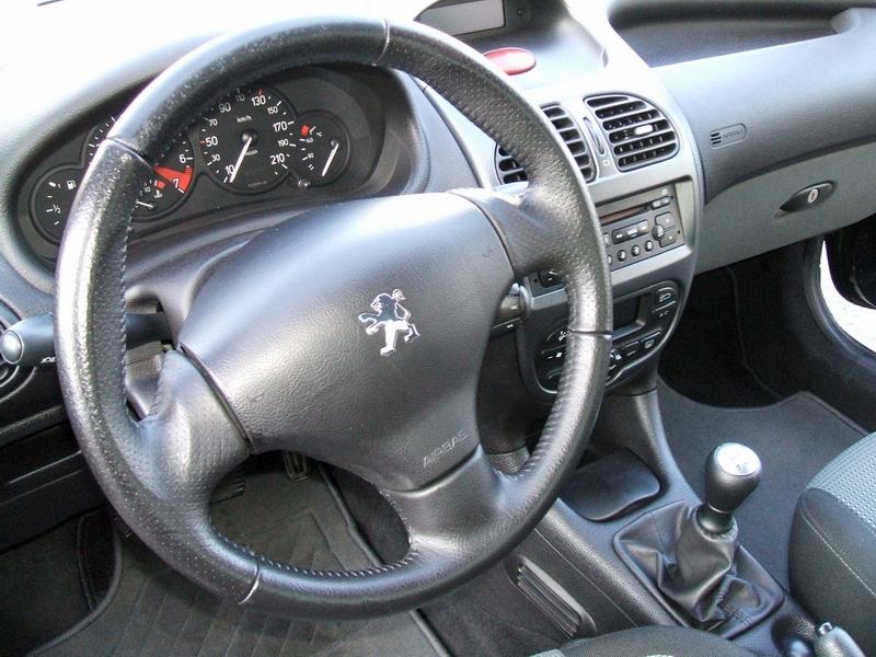 http://www.forum-peugeot.com/Forum/mesimages/21443/DSCF1231.JPG