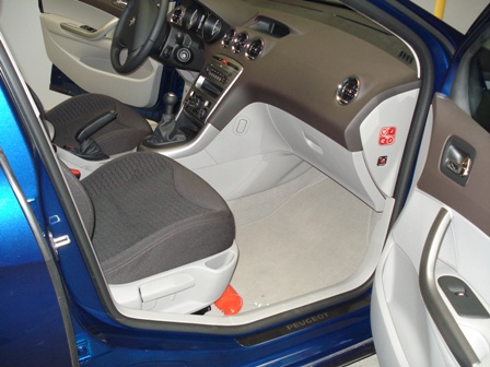 http://www.forum-peugeot.com/Forum/mesimages/21448/livraison010.jpg