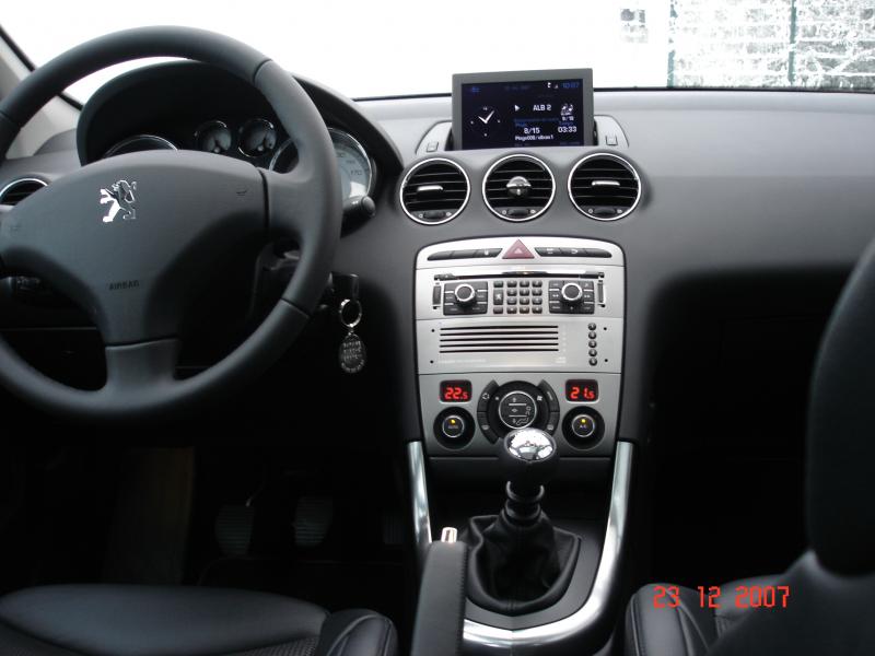 http://www.forum-peugeot.com/Forum/mesimages/21510/DSC03647.JPG