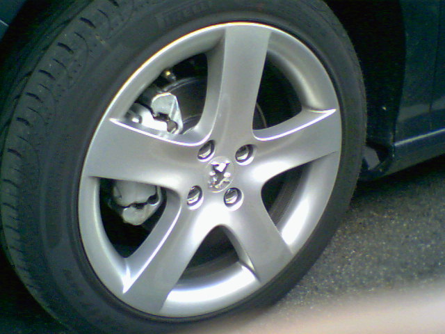 http://www.forum-peugeot.com/Forum/mesimages/21736/Photo0043.jpg