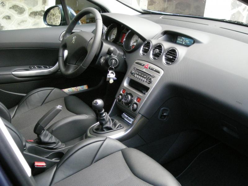http://www.forum-peugeot.com/Forum/mesimages/21948/DSCN0522.JPG http://www.forum-peugeot.com/Forum/mesimages/21948/DSCN0522.JPG