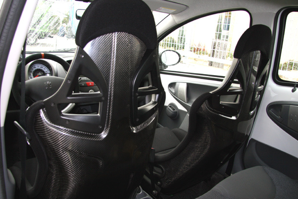 http://www.forum-peugeot.com/Forum/mesimages/22080/20080116_peugeot_107_3.jpg