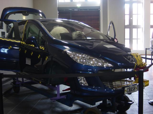 http://www.forum-peugeot.com/Forum/mesimages/22221/DSC02460.jpg