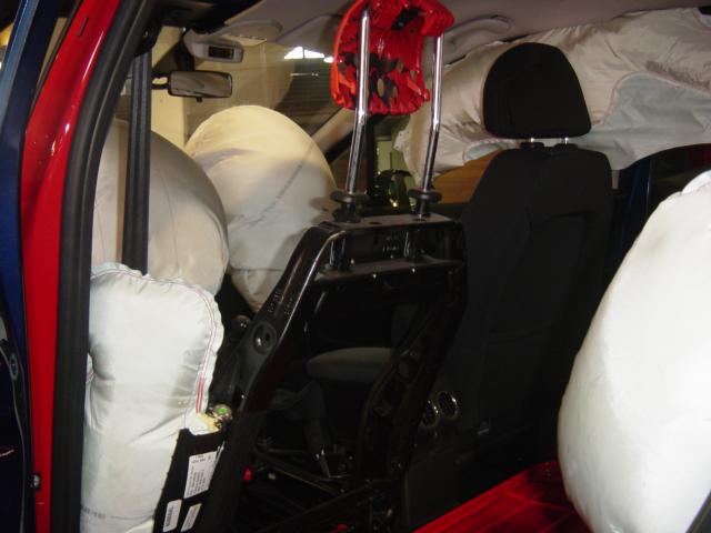http://www.forum-peugeot.com/Forum/mesimages/22221/DSC02468.jpg