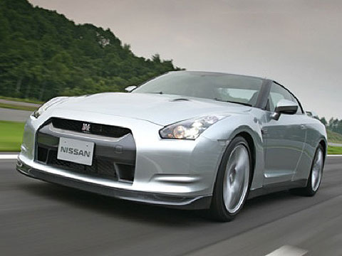 http://www.forum-peugeot.com/Forum/mesimages/22553/nissan-gt-r-2252-1.jpg