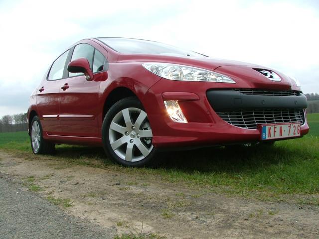 http://www.forum-peugeot.com/Forum/mesimages/22635/20030105PEUGEOT0001.jpg