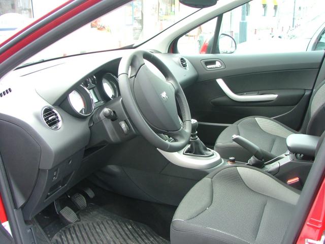 http://www.forum-peugeot.com/Forum/mesimages/22635/20080404peugeot0002.jpg