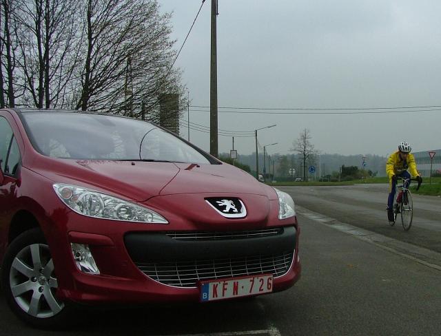 http://www.forum-peugeot.com/Forum/mesimages/22635/20080419Image0016.jpg