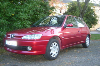 http://www.forum-peugeot.com/Forum/mesimages/22635/306.jpg
