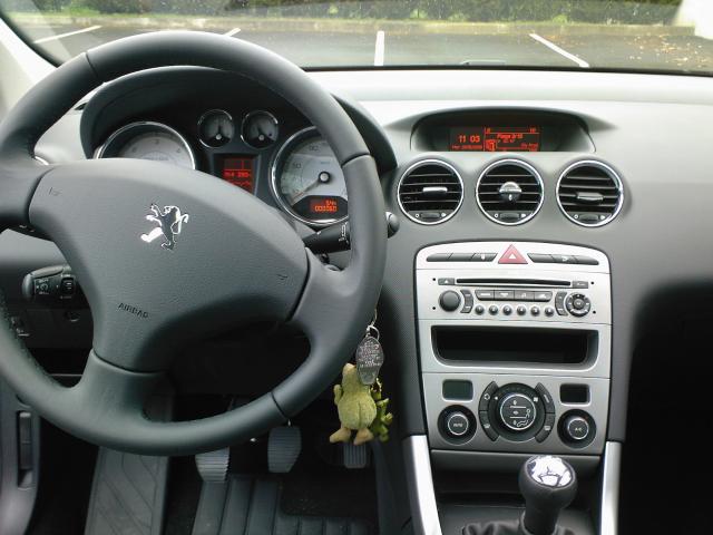 http://www.forum-peugeot.com/Forum/mesimages/22673/Photos-0022.jpg
