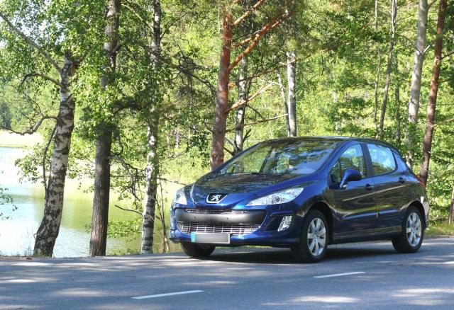 http://www.forum-peugeot.com/Forum/mesimages/23008/308_1.jpg